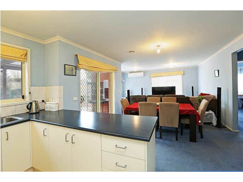 22 Clover Street, Lara VIC 3212