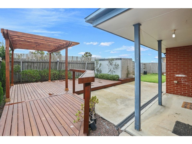 61 Streeton Close, Corio VIC 3214