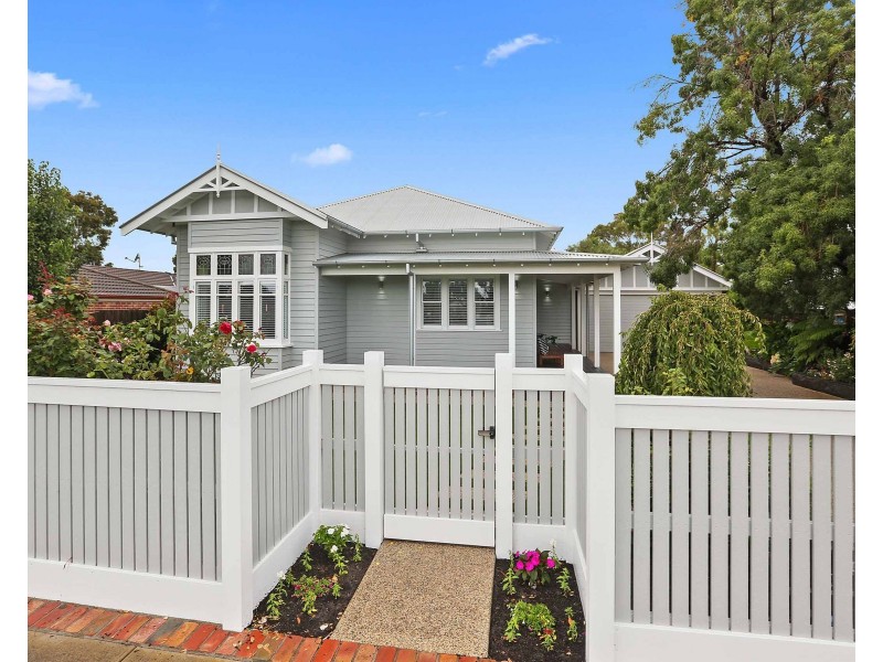 36 River Street, Little River VIC 3211