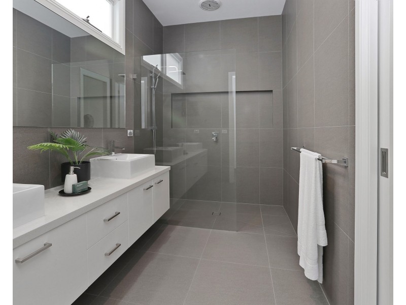 36 River Street, Little River VIC 3211