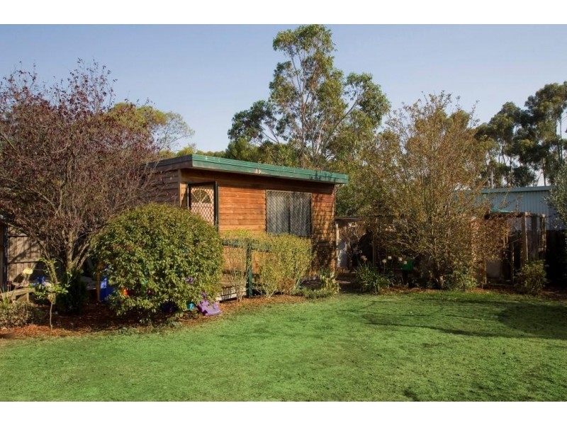 70 Smeaton Close, Lara VIC 3212