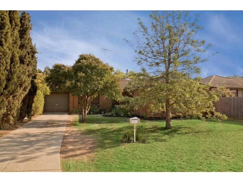 70 Smeaton Close, Lara VIC 3212