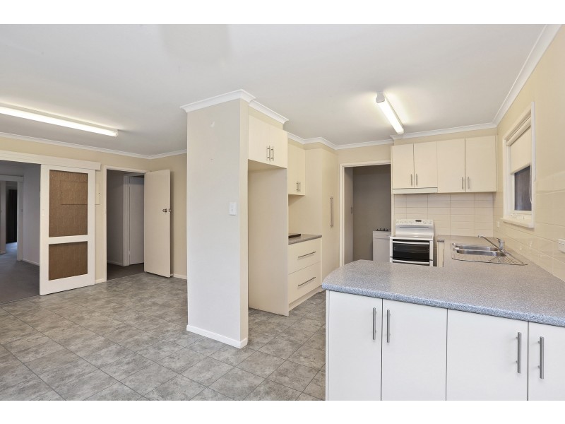 1/90 Smeaton Close, Lara VIC 3212