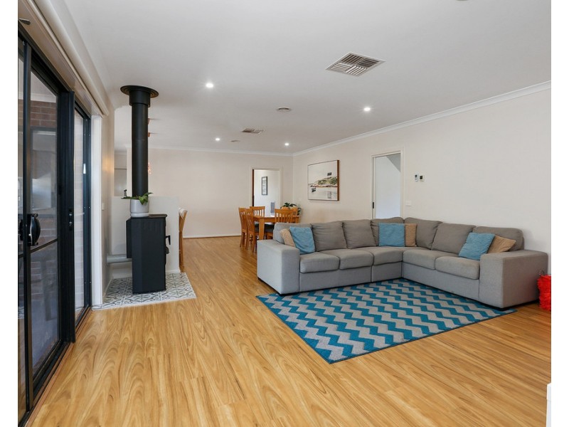 29 Quail Drive, Lara VIC 3212