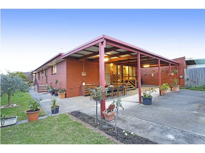 10 Bluegum Court, Corio VIC 3214