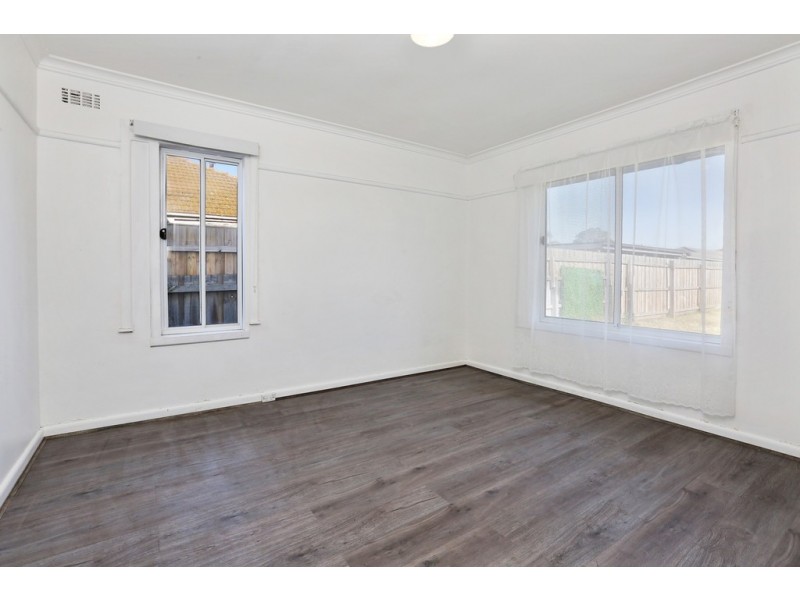 19 Station Street, Norlane VIC 3214