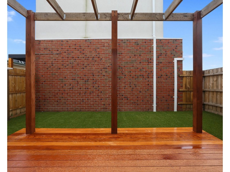 1/15 Sheridan Street, Hamlyn Heights VIC 3215