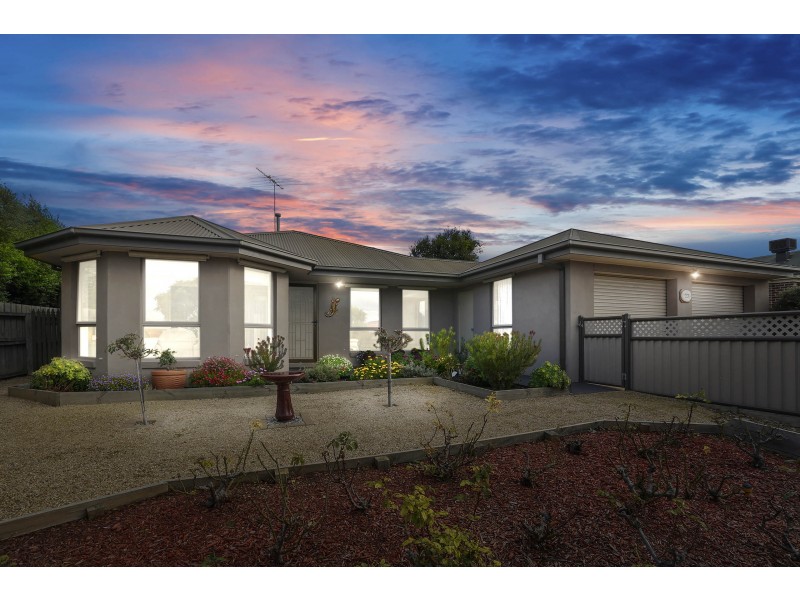 23 Malinda Crescent, Bell Park VIC 3215