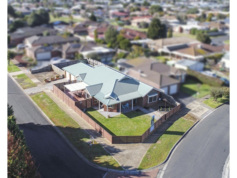 35 Richard Drive, Lara VIC 3212