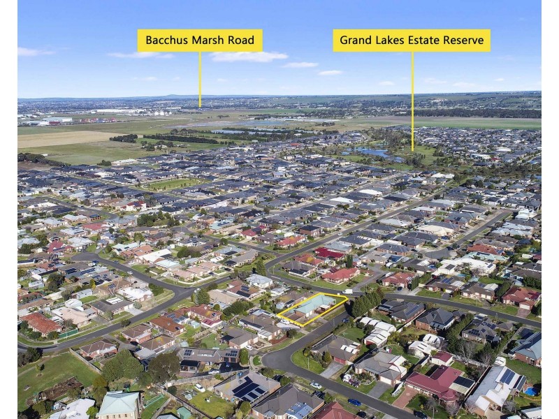 35 Richard Drive, Lara VIC 3212