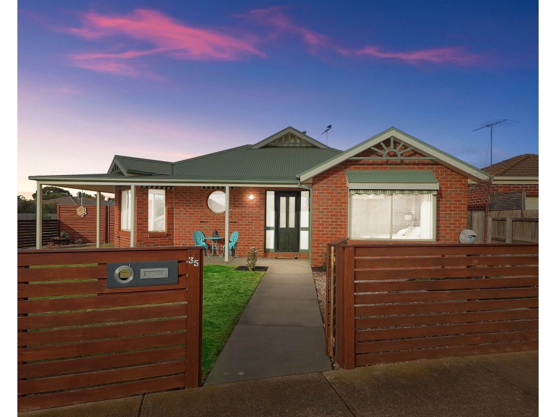 35 Richard Drive, Lara VIC 3212