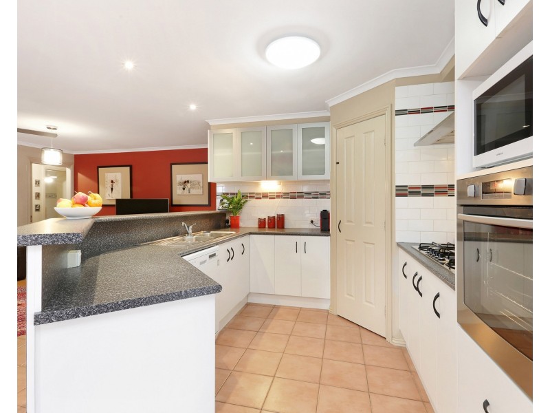 35 Richard Drive, Lara VIC 3212