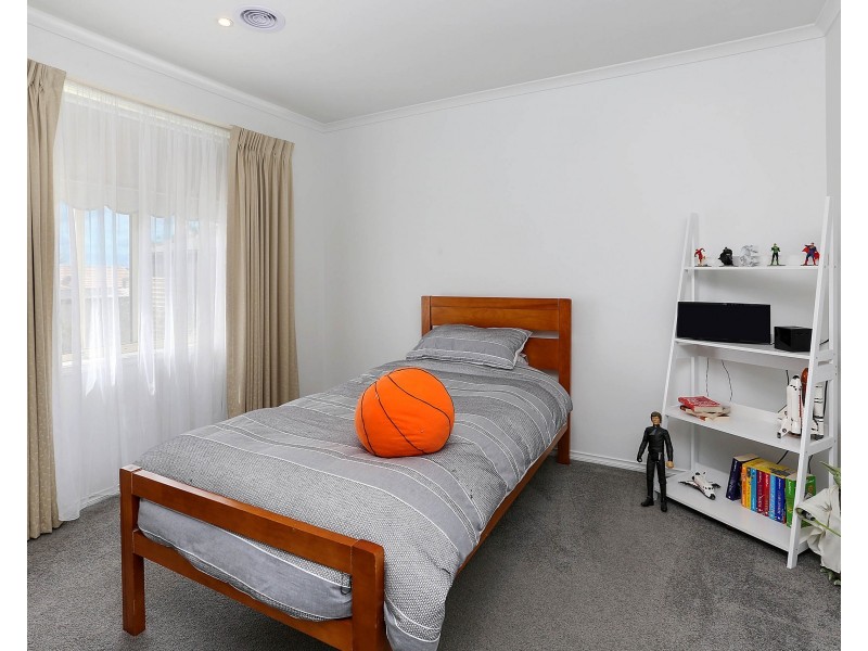 22 Malinda Crescent, Bell Park VIC 3215