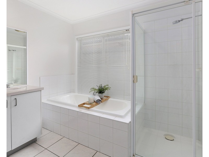 22 Malinda Crescent, Bell Park VIC 3215