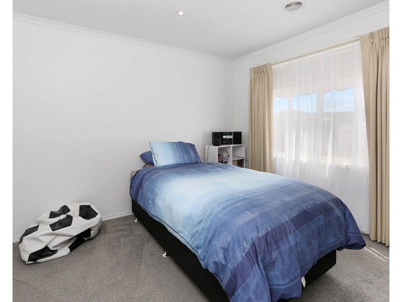 22 Malinda Crescent, Bell Park VIC 3215