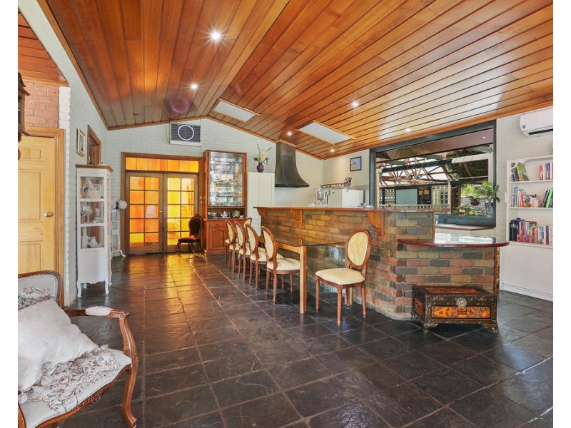 563 De Motts Road, Anakie VIC 3221