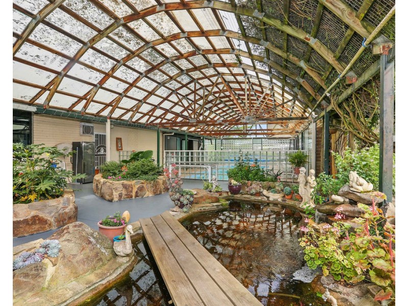 563 De Motts Road, Anakie VIC 3221