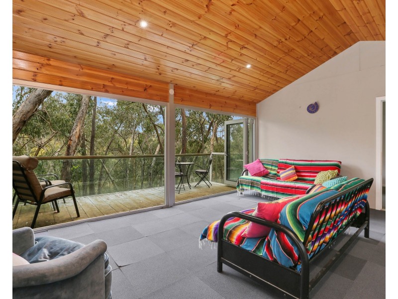 563 De Motts Road, Anakie VIC 3221