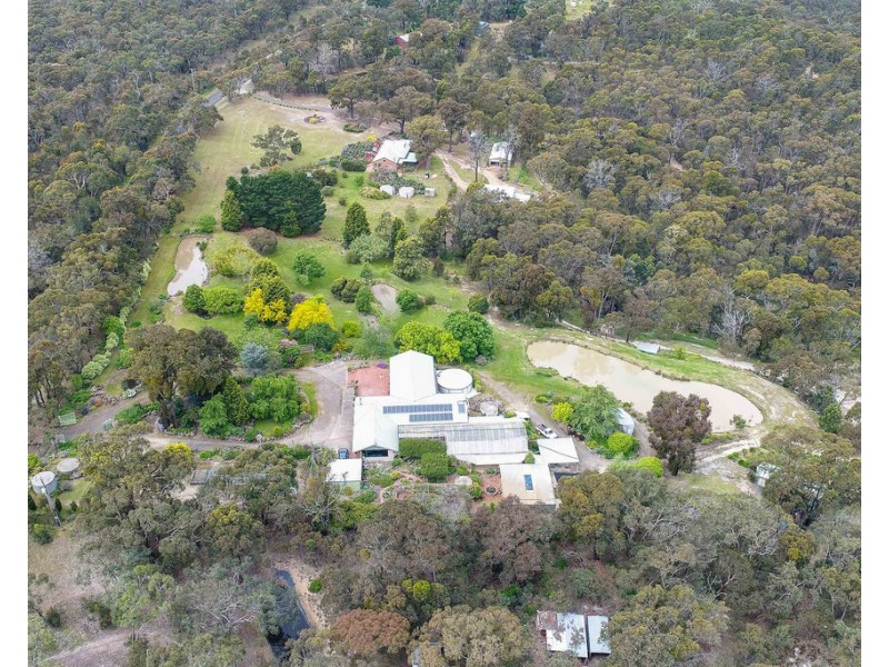 563 De Motts Road, Anakie VIC 3221