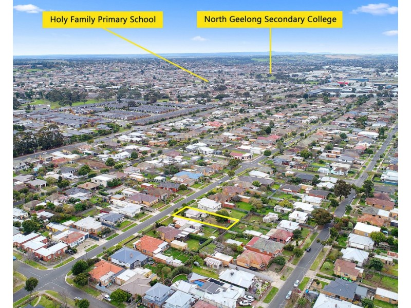 12 Walsgott Street, North Geelong VIC 3215