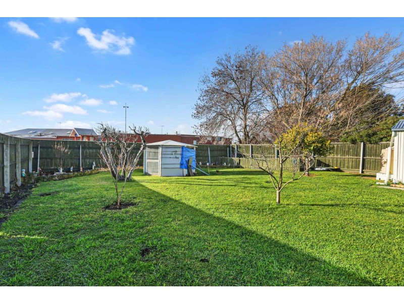 80 Plume Street, Norlane VIC 3214