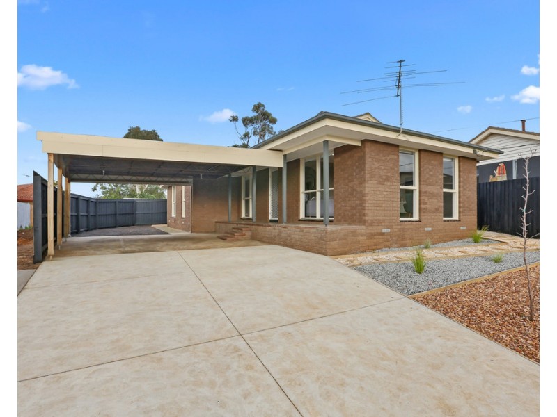 8B Lewis Court, Grovedale VIC 3216
