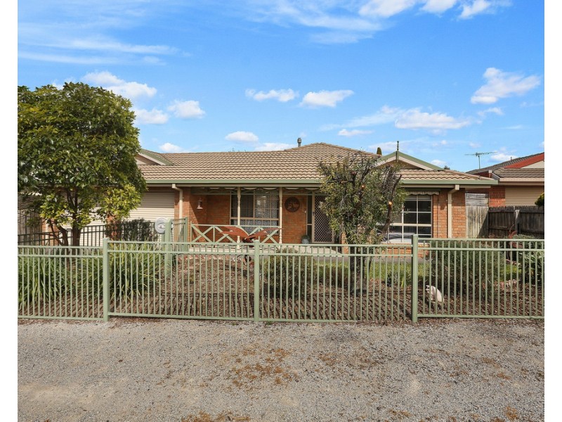 25 Looker Street, Lara VIC 3212