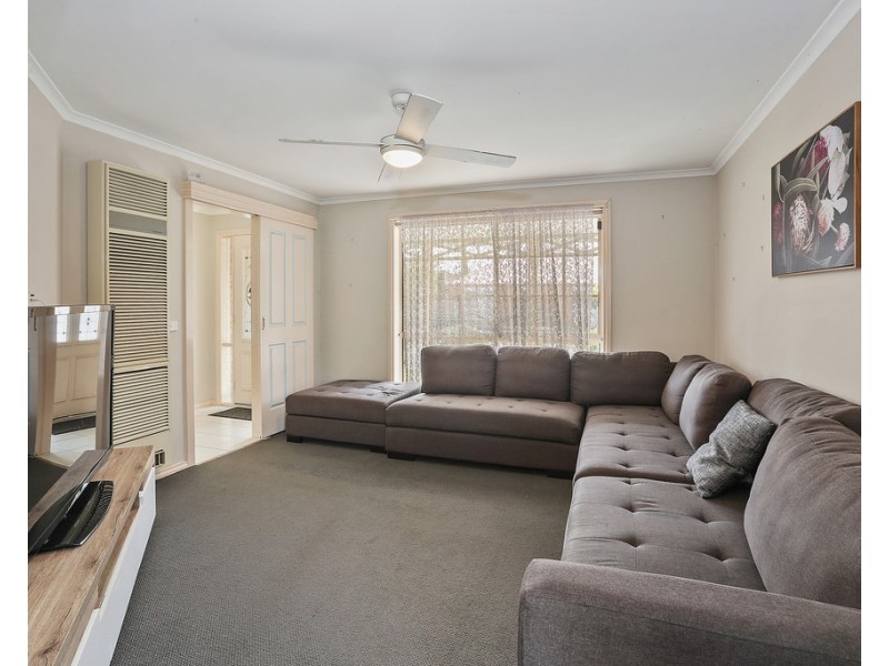 25 Looker Street, Lara VIC 3212