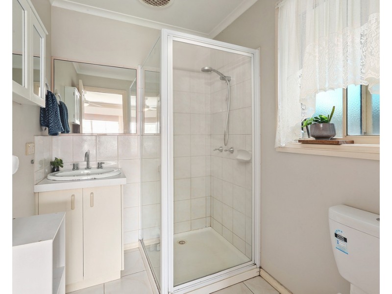 25 Looker Street, Lara VIC 3212