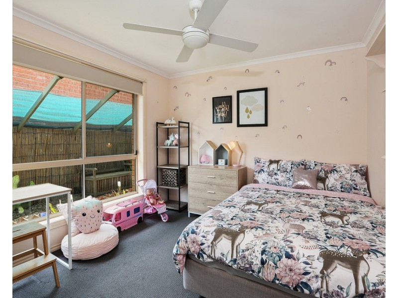 25 Looker Street, Lara VIC 3212