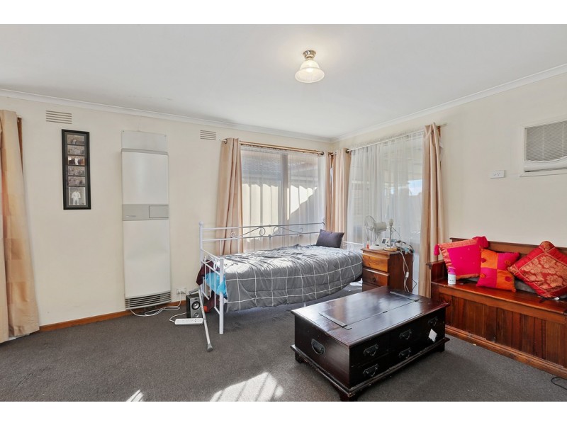 8 Julie Court, Corio VIC 3214