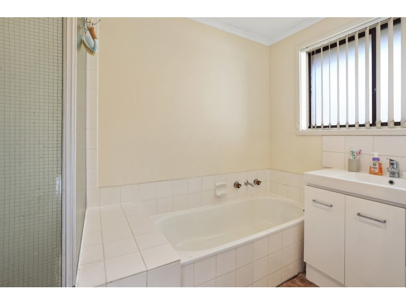 8 Julie Court, Corio VIC 3214