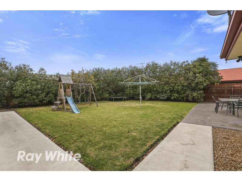 3 Kantara Crescent, Lara VIC 3212
