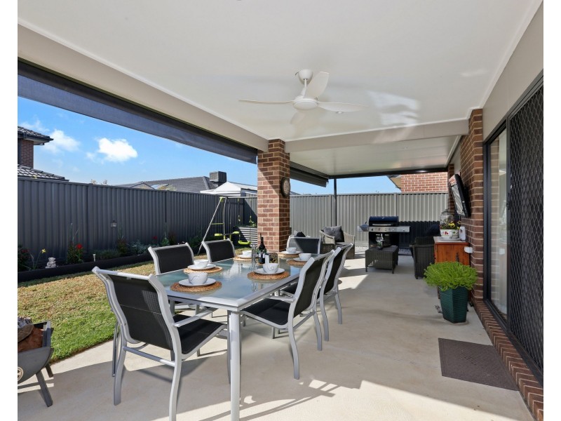 31 Sunflower Way, Lara VIC 3212