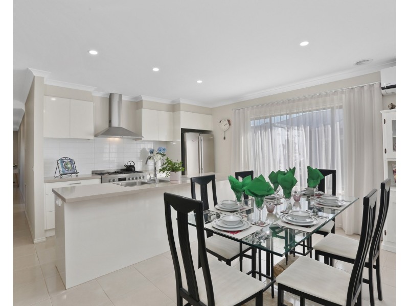 31 Sunflower Way, Lara VIC 3212