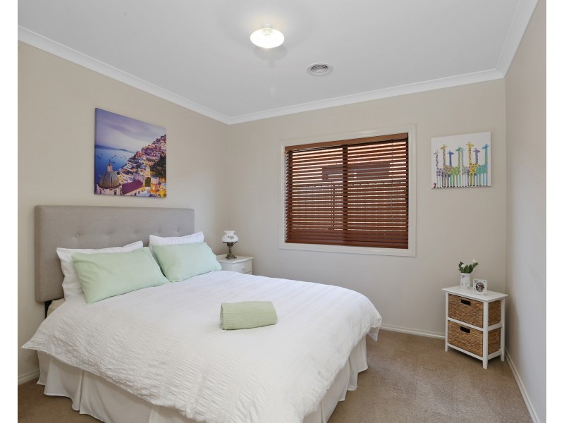31 Sunflower Way, Lara VIC 3212