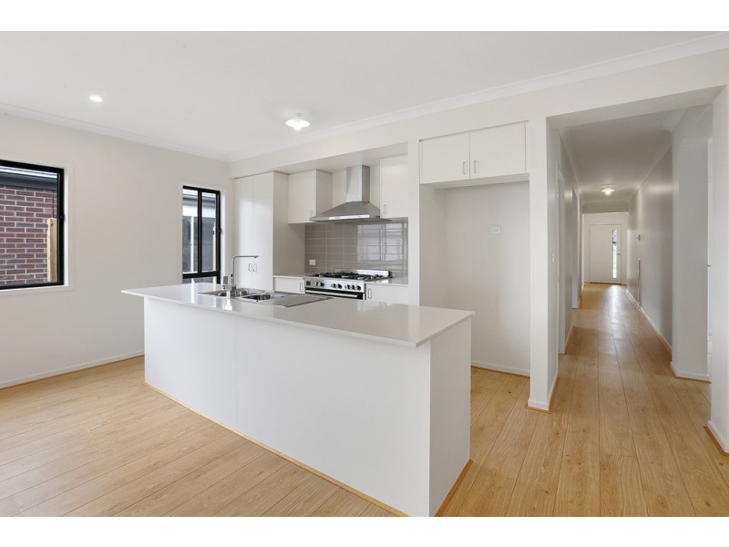 10-12 Wichita Grove, Lara VIC 3212