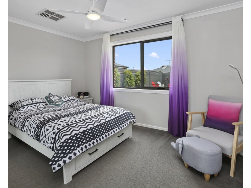 23 Barnong Way, Lara VIC 3212