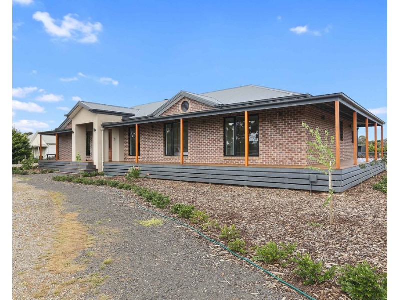 760 Old Melbourne Road, Little River VIC 3211