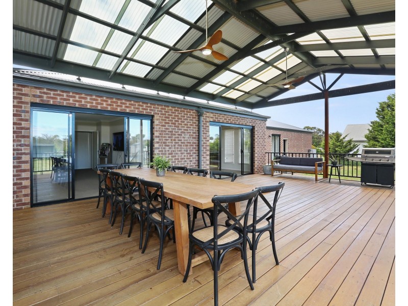 760 Old Melbourne Road, Little River VIC 3211