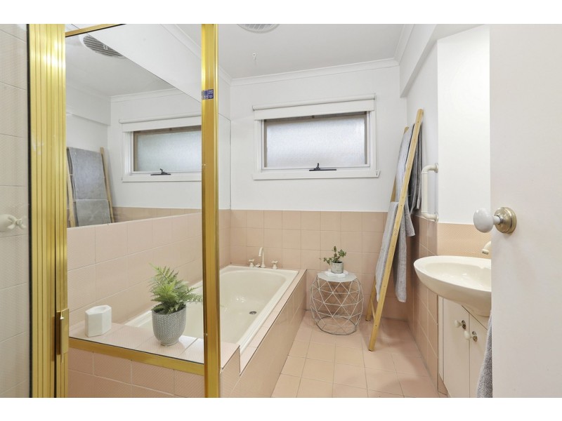 11/199 Noble Street, Newtown VIC 3220