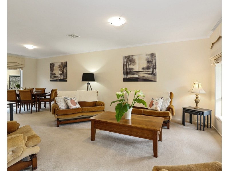 42 Lara Boulevard, Lara VIC 3212