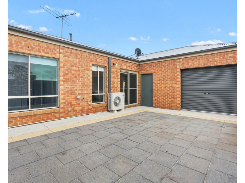 1/30 Kyema Drive, Lara VIC 3212