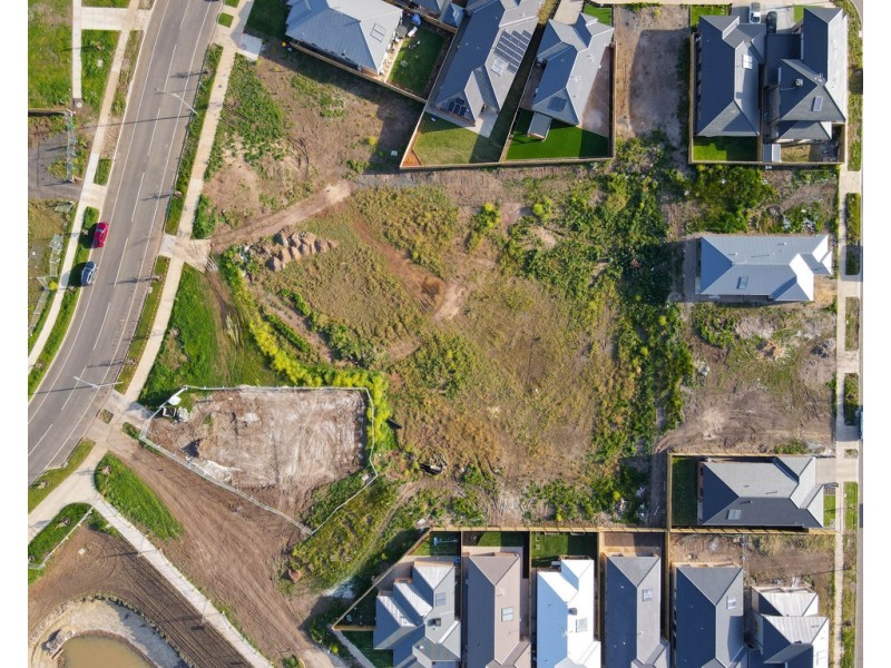 Townhouses 8-19 / 46-48 Botanical Drive, Lara VIC 3212