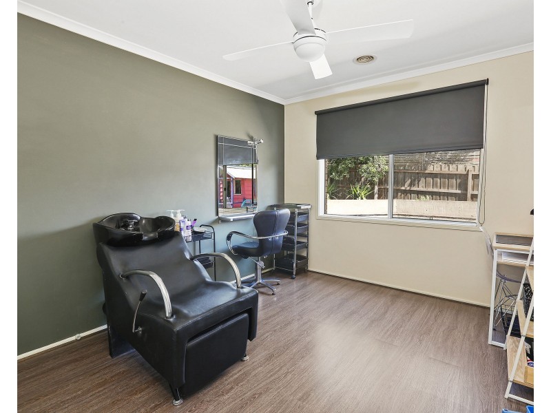 17 Woodvale Court, Bell Park VIC 3215