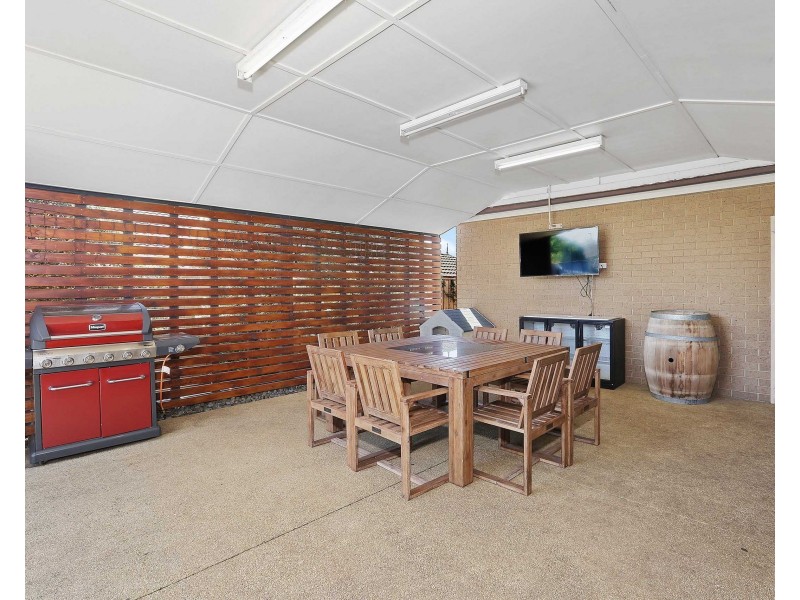 17 Woodvale Court, Bell Park VIC 3215