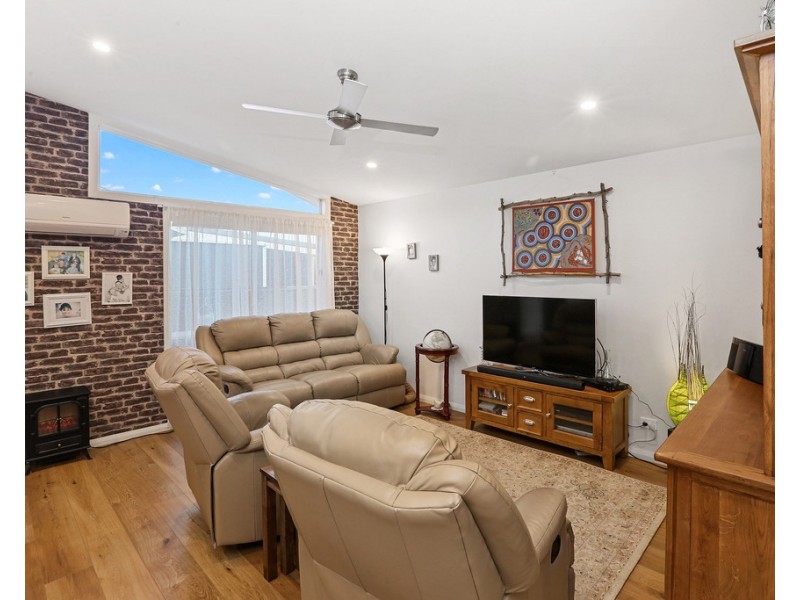 120/40 Watt Street, Lara VIC 3212