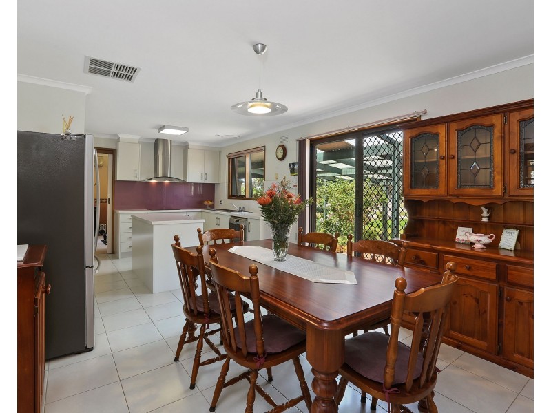 10 Research Road, Lara VIC 3212