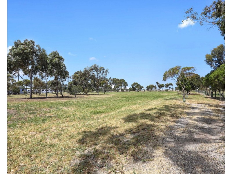 10 Research Road, Lara VIC 3212