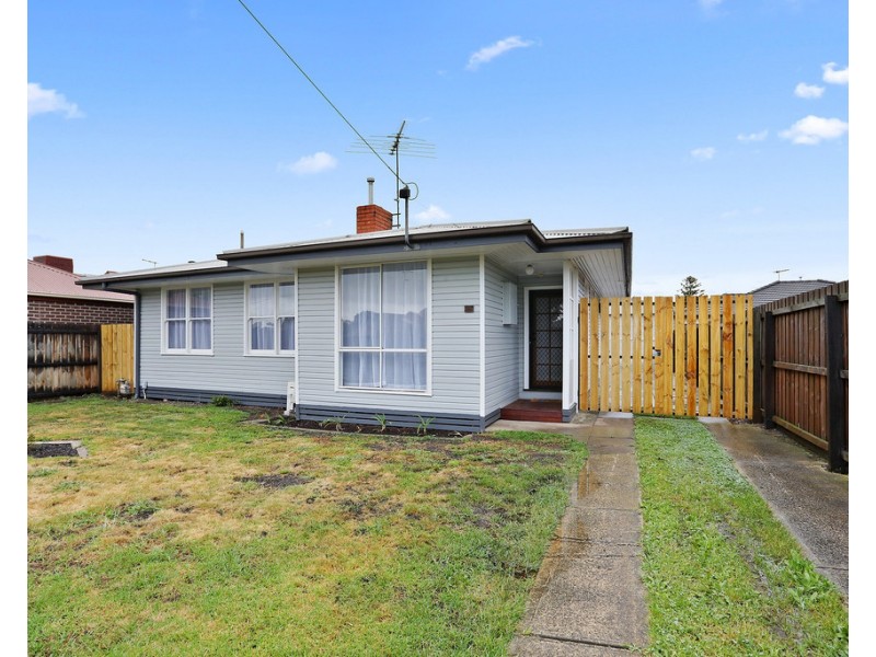 8 Morona Avenue, Norlane VIC 3214